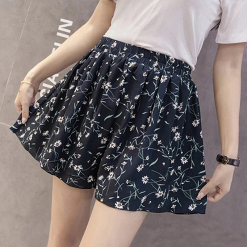 

GAOKE Loose Boho Floral Casual Women Chiffon Shorts Polka Dot Shorts Summer Ladies Streetwear
