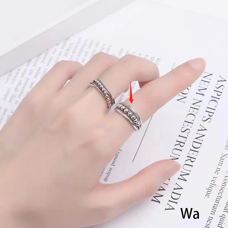 

S925 Sterling Silver Men's and Women's Rings Personality Retro Black Onyx Gemstone Engraving Texture Atmospheric Ring Jewelry