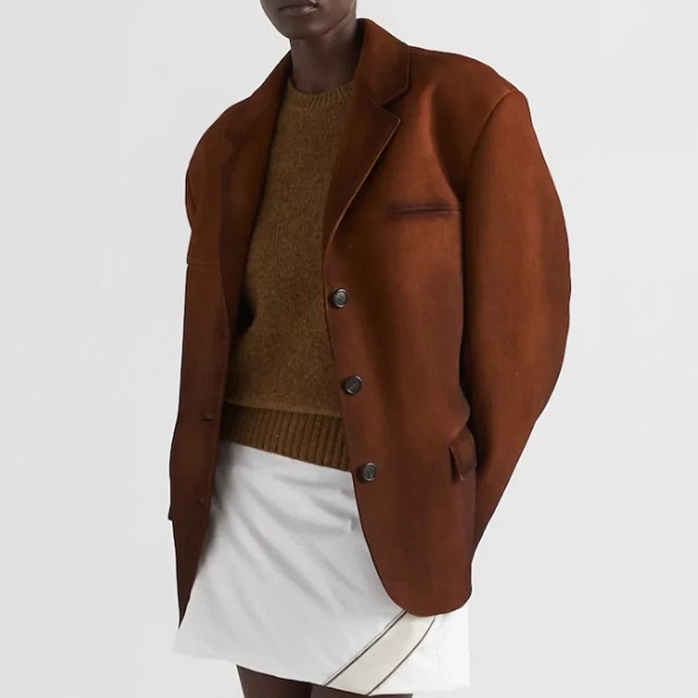 Однотонная однобортная куртка с длинным рукавом