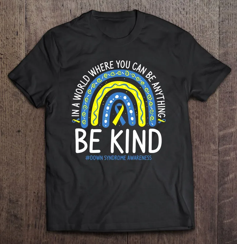 

Футболка мужская оверсайз в стиле бохо с лентой и синдромом пуха