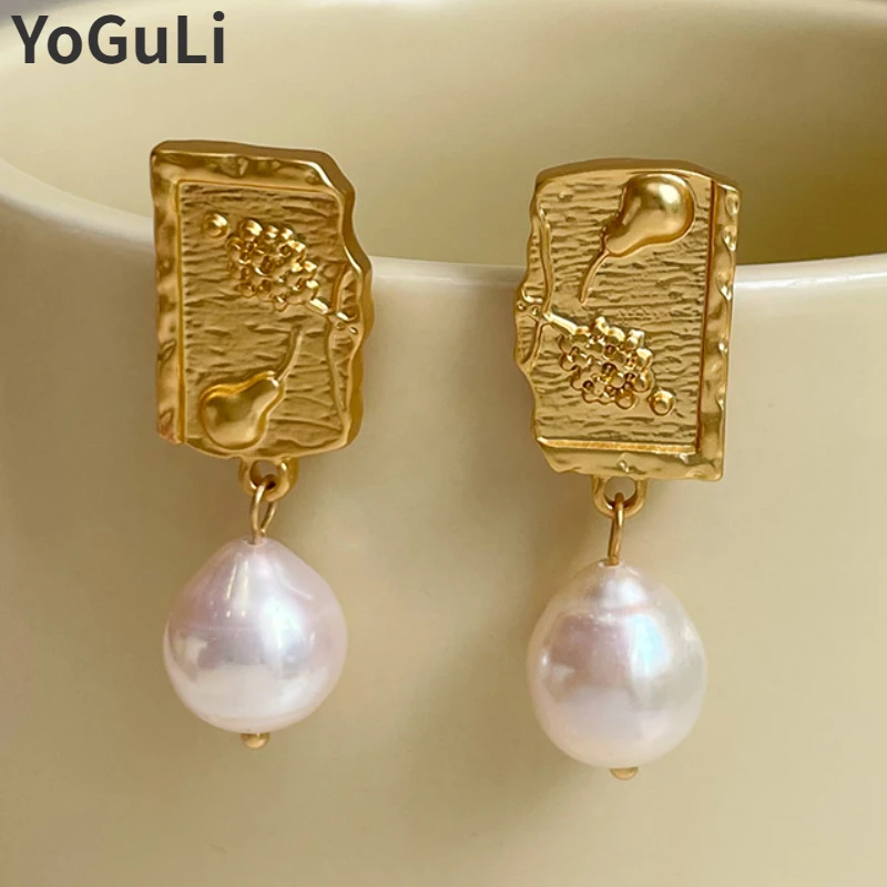 

Modern Jewelry 925 Silver Needle Hot Sale Simulated Pearl Metallic Gold Color Pattern Dangle Earrings For Women Girl Party Gift