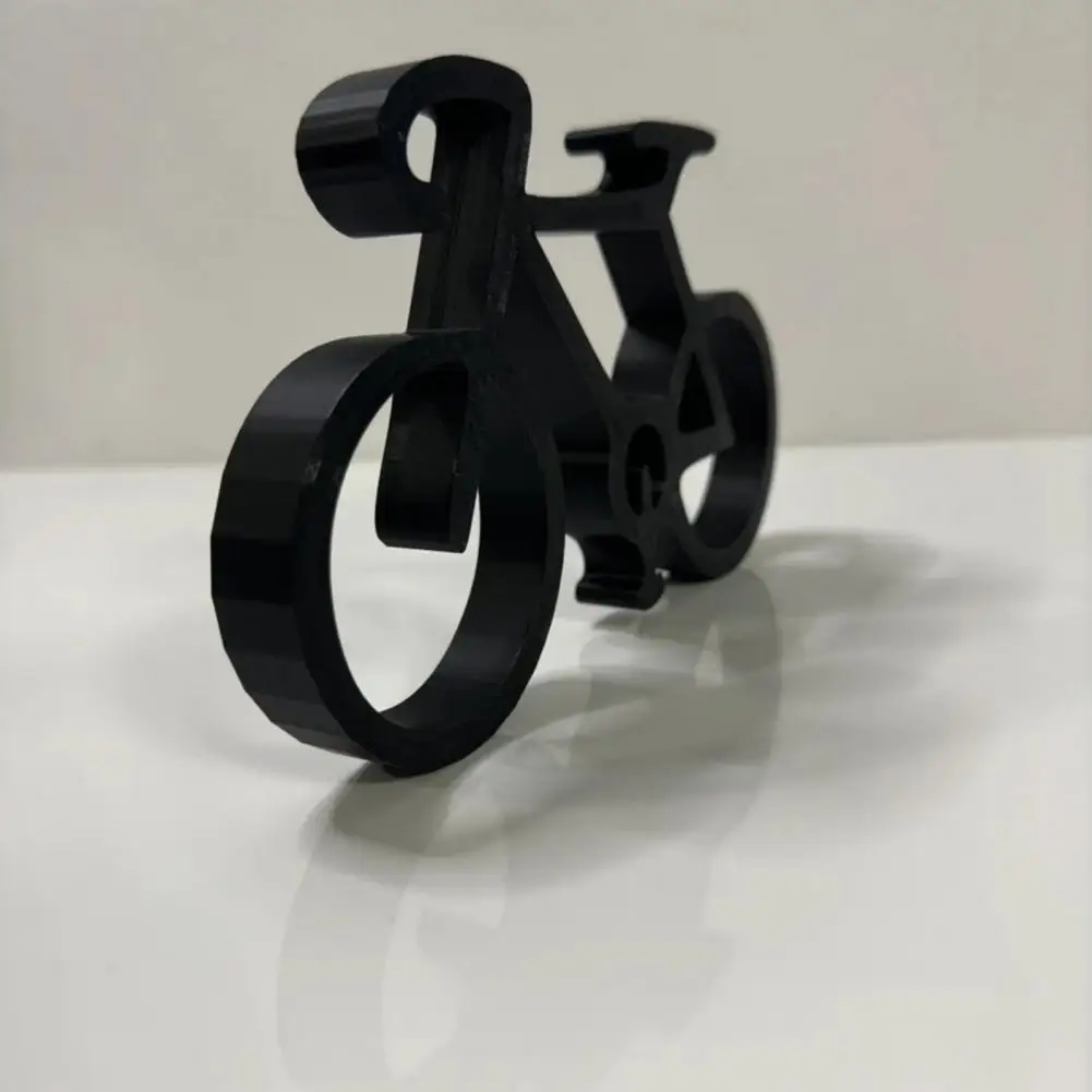 Минималистичная велосипедная скульптура абстрактная проволочная рама