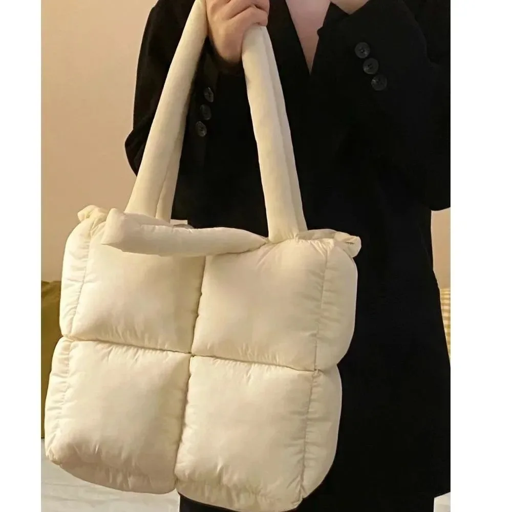 

Senior Sense Ringer Soft Filled Cotton Large Capacity Tote Female 2023 New All-Match Underarm Shoulder Bag