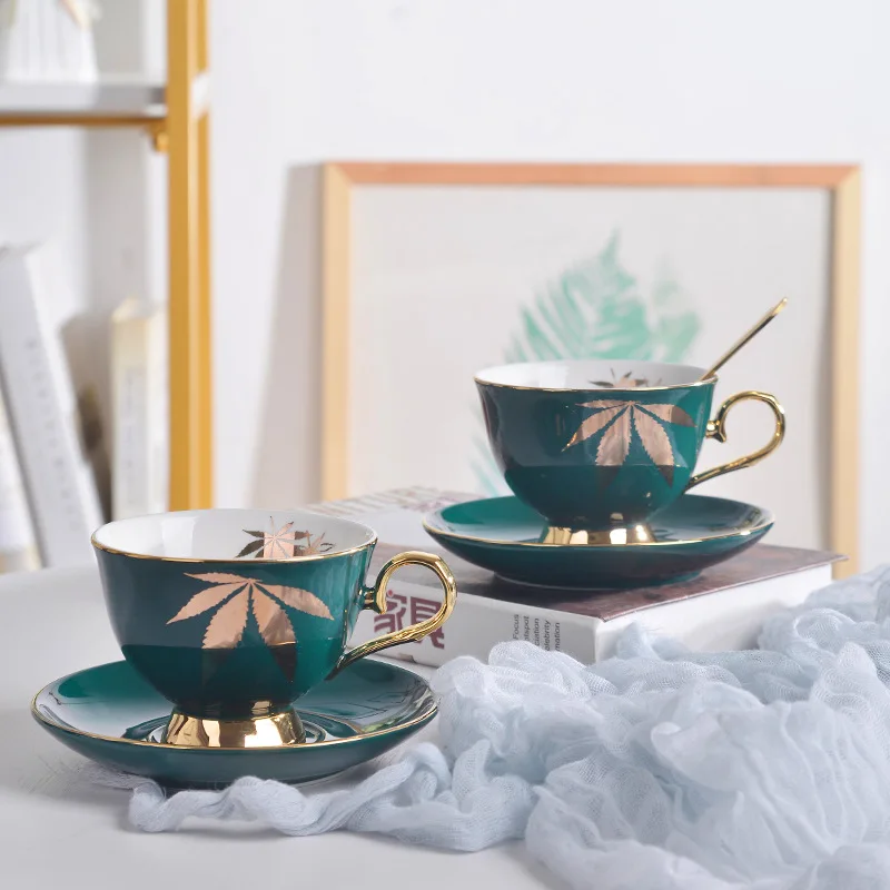 

Couple coffee cup gift Nordic gold handle mug high-end green ceramic cup breakfast cup and saucer set japanese cup