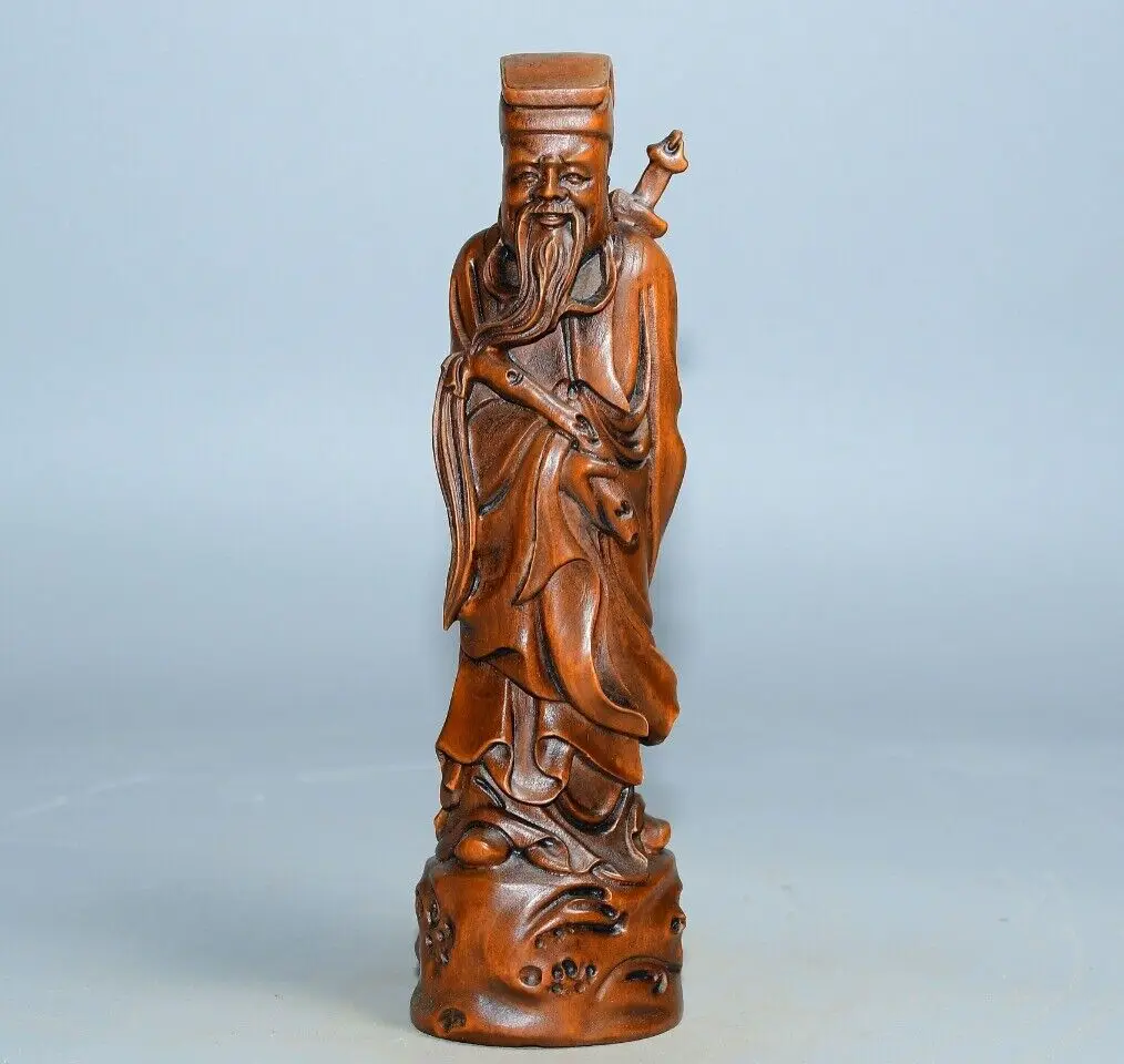 

Деревянная статуя из самшита