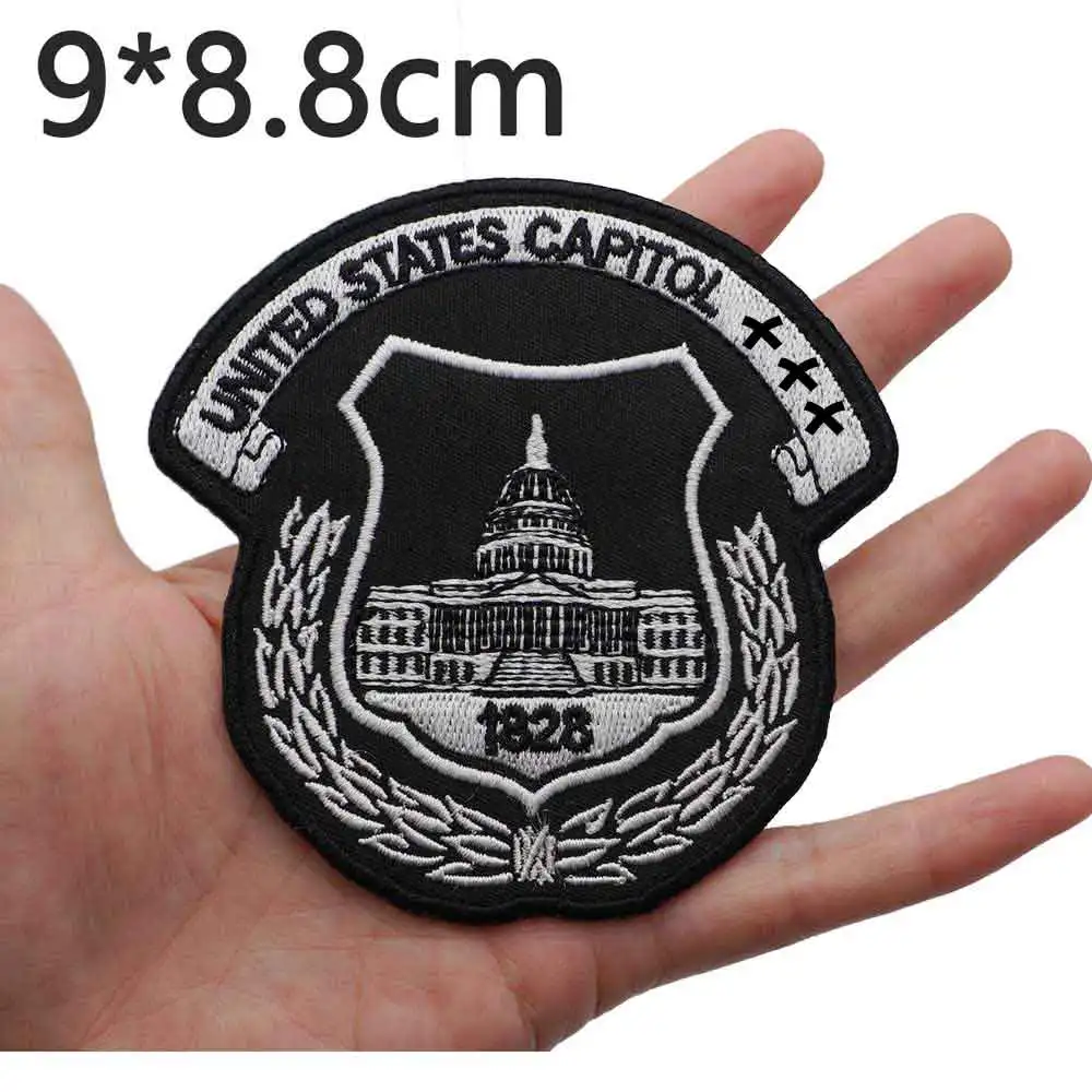 Вышитые фотообои с американским капиталом Вышитые фотообои с американским капиталом