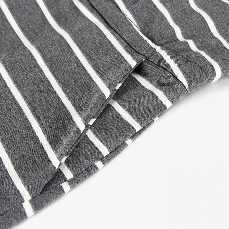 Женский Летний комбинезон в полоску с коротким рукавом и круглым вырезом |