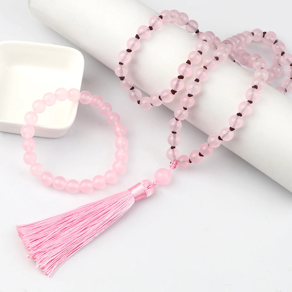 Комплект из ожерелья и браслета с розовой кисточкой 8 мм |
