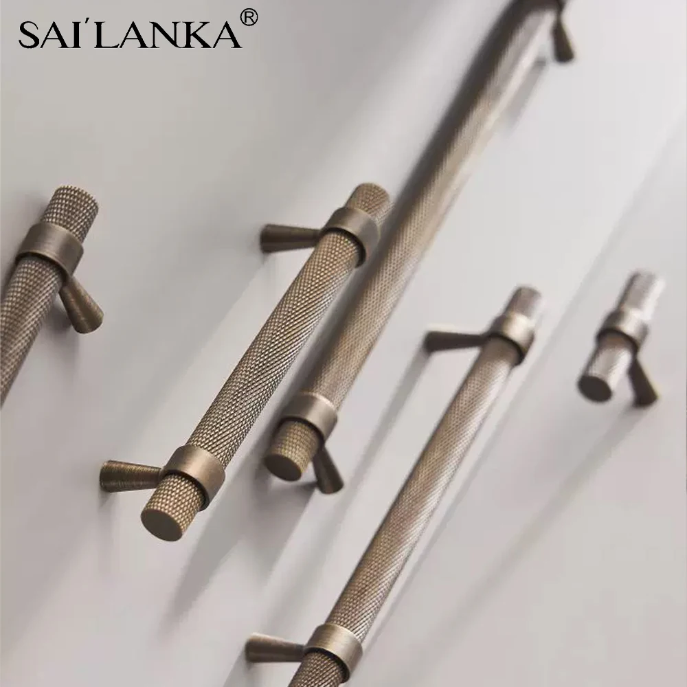 

SAILANKA 1 Pack For Kitchen Cabinet Dresser Wardrobe Bar Drawer Pulls Bathroom Handles Heavy Duty Hardware Handles