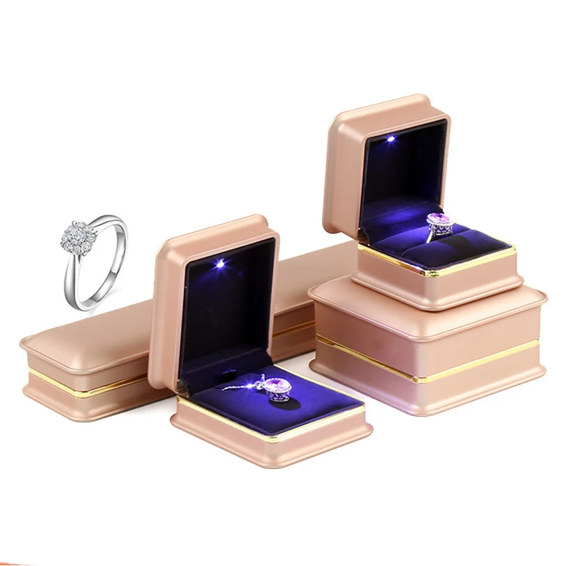 

Fashion Luxury Led Light Proposal Swap Ring Storage Box Pendant Necklace Jewelry Packaging Case Romantic Organizer Display Box