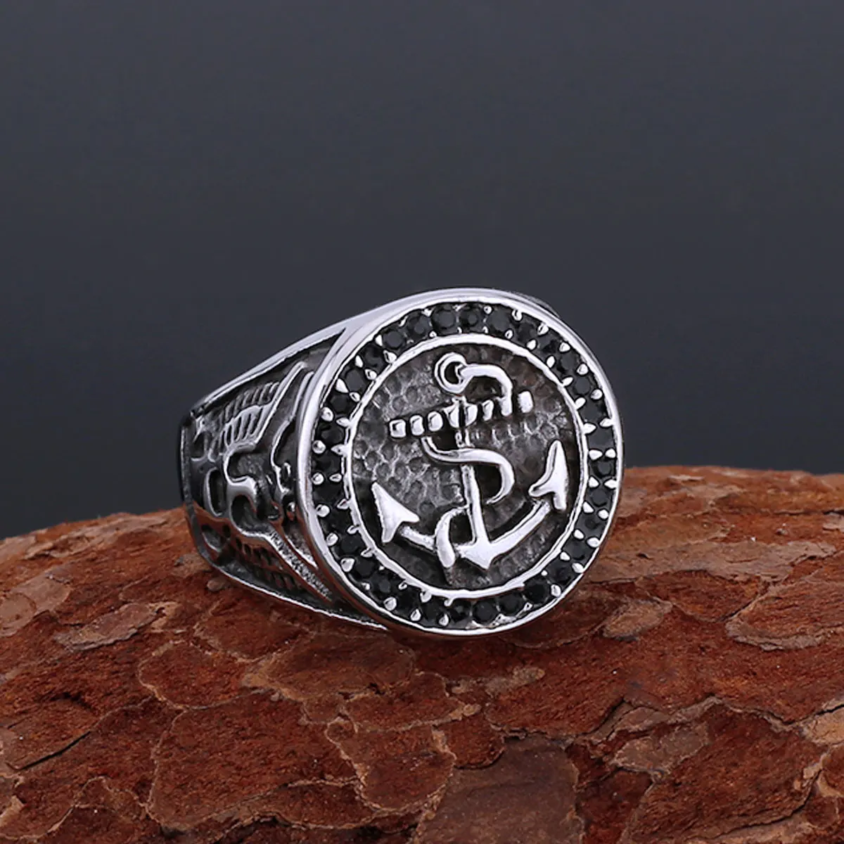 

Free Shipping Fashion Viking Rune Stainless Steel Ring Nordic Odin Men's Valknut Vintage Amulet Pirate Ring Jewelry Gift Party