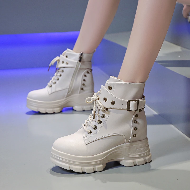 

High Quality Patent Leather Boots Women Lace Up Autumn Winter Ankle Boots For Women Platform High Heels Boots Woman Shoe