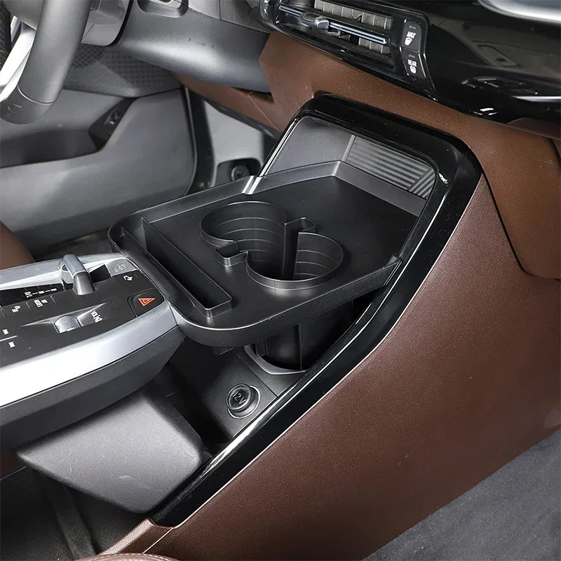 Автомобильная черная центральная консоль автомобиля воздуховыпускное