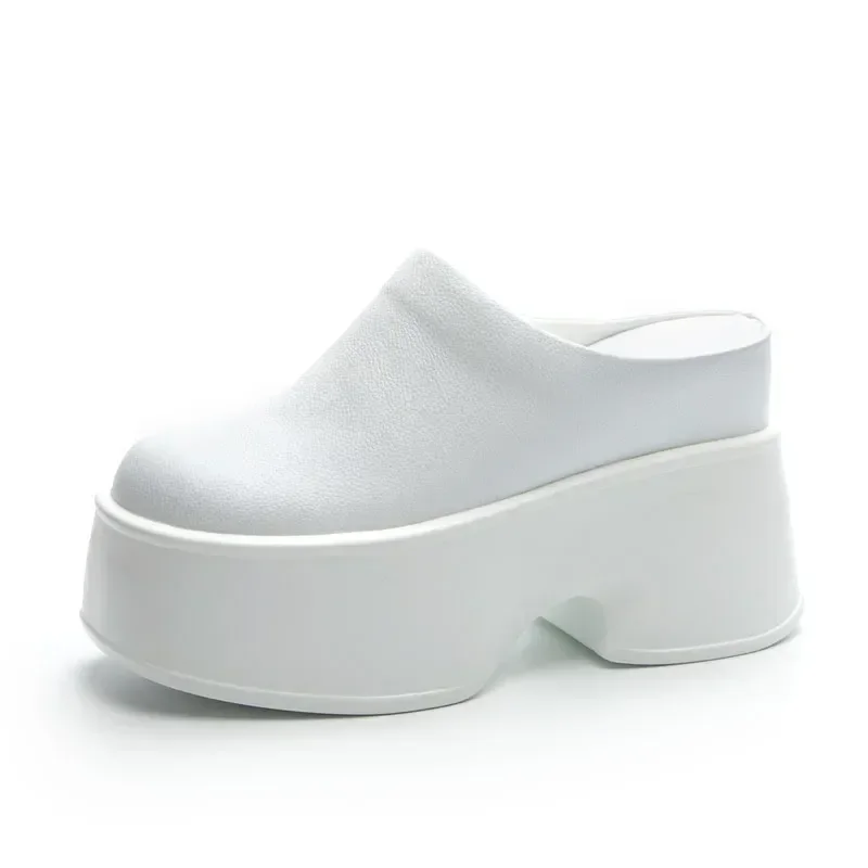 Новые тапочки 11 см кроссовки на танкетке из натуральной коровьей кожи платформе