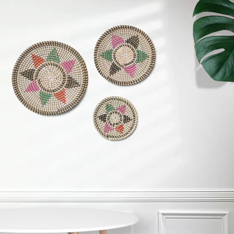 

Handmade Wall Hanging Basket Round Woven Seagrass Decorative Trays Bowl For Wall Decoration Sundries Storage Kitchen Organizer