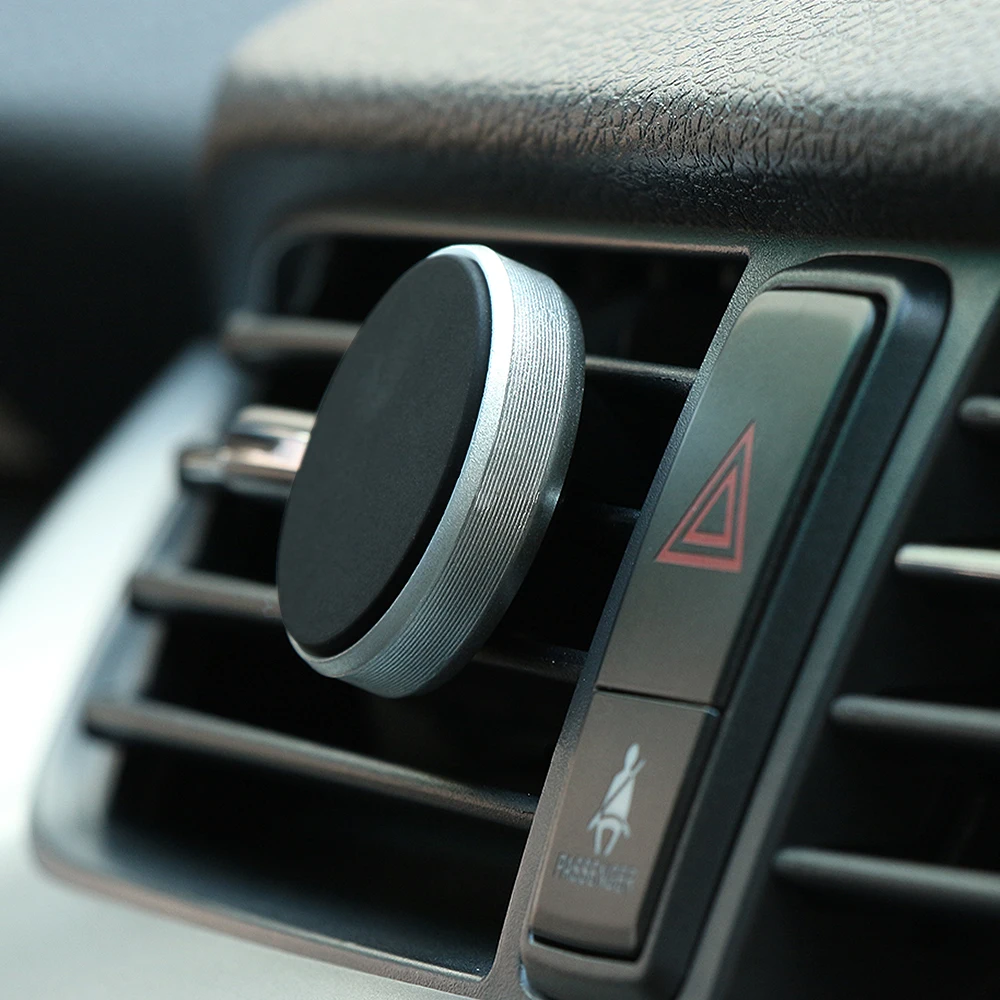Magnetyczny uchwyt samochodowy na telefon komórkowy do Toyota Corolla RAV4 Subaru XV Chevrolet Cruze Aveo sail Saab Dacia Universal