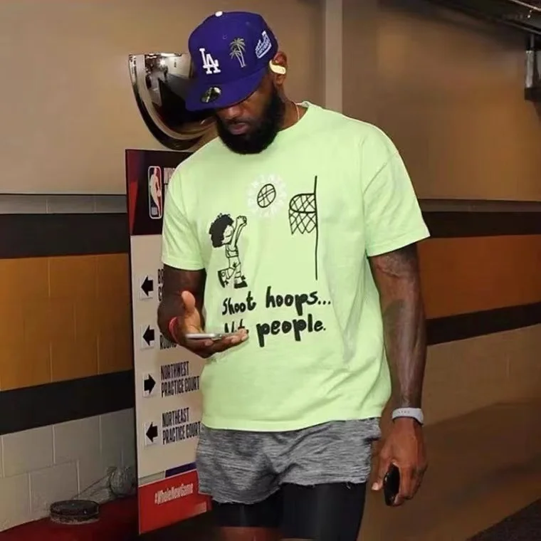 

LeBron James Same Print T Shirt Basketball Boys T-shirts Cactus Jack Tshirt Streetwear Men Women Travis Scott Tee Short Sleeve