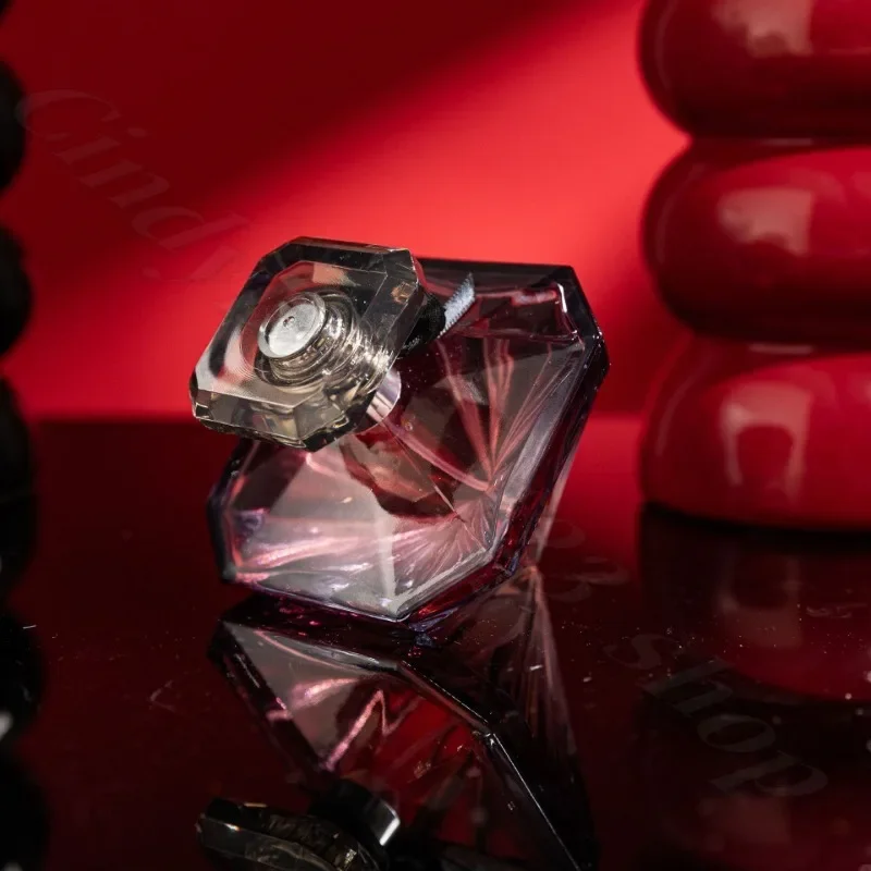 Женская туалетная вода с блестящим бриллиантом и цветочным ароматом 100 мл