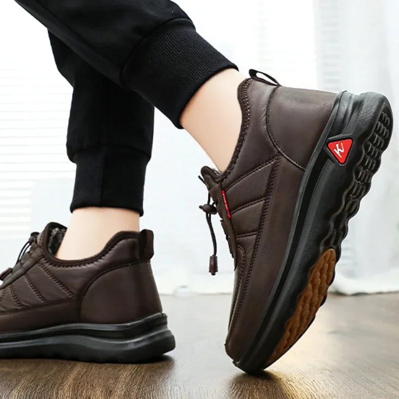 Зимние кожаные мужские ботинки на меху