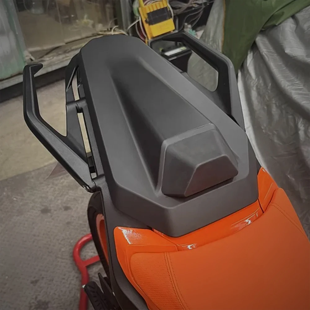 Carenado de pasajero trasero de motocicleta para Duke 390 125 2024 2025 кубический Asiento trasero para Duke125 Duke250 Duke390 (art.: 3920cf3aa441a) - 3920cf3aa441a