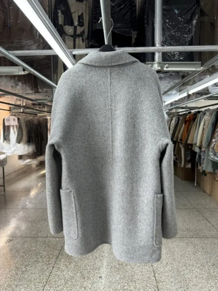 Женская короткая шерстяная куртка офисные двубортные свободные пальто в