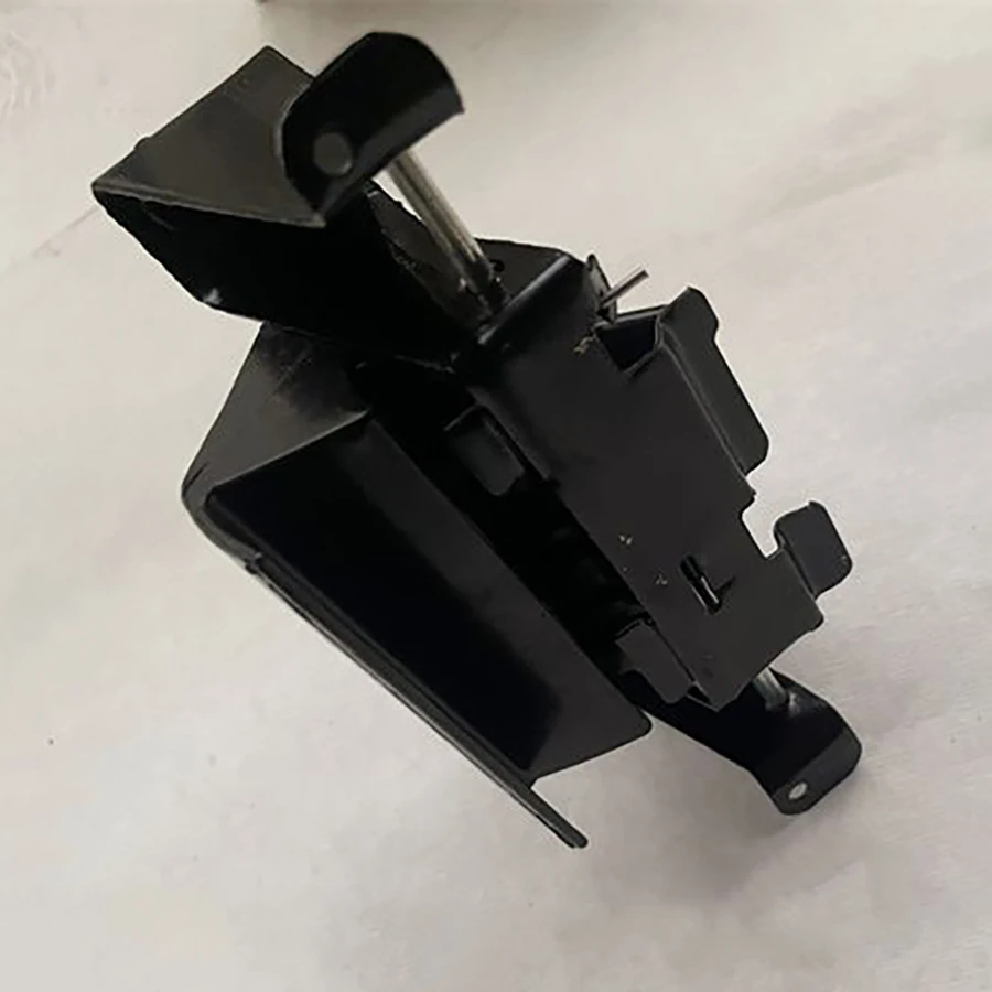 Фото Ручка-защелка задней двери Wooeight для Toyota Prado LC95 3400 2700, внешний кронштейн ручки задней двери №4