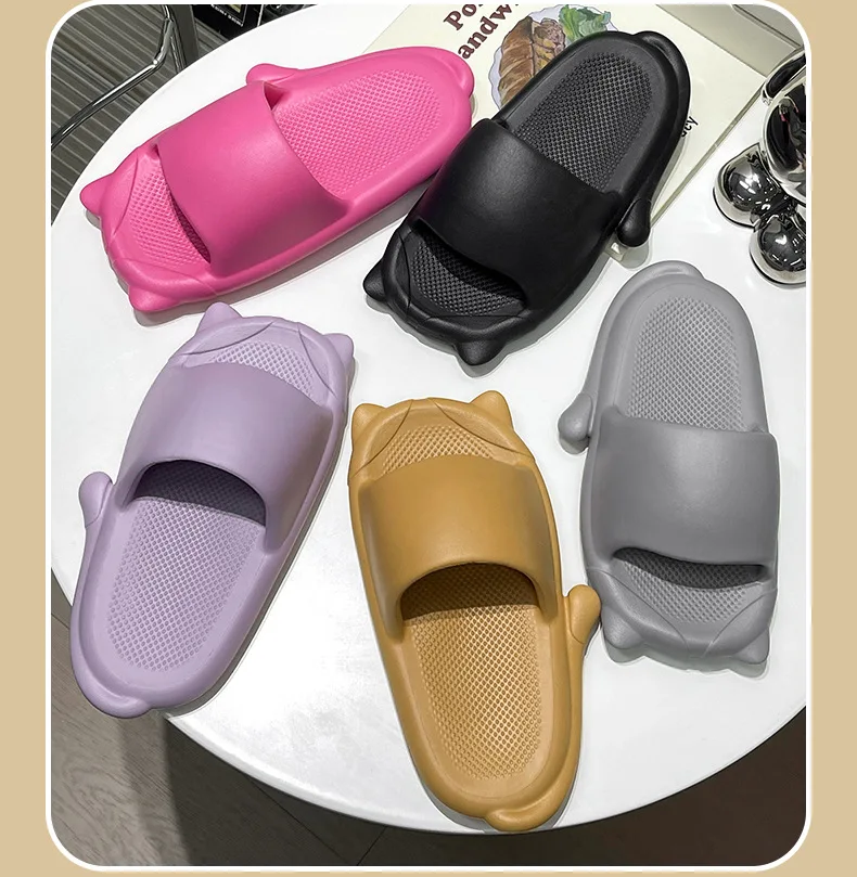 2023 New Cute Cat Slippers Women Summer Soft EVA Bath House Couple Slippers Home Non -slip Flip Flops Summer Beach Slippers