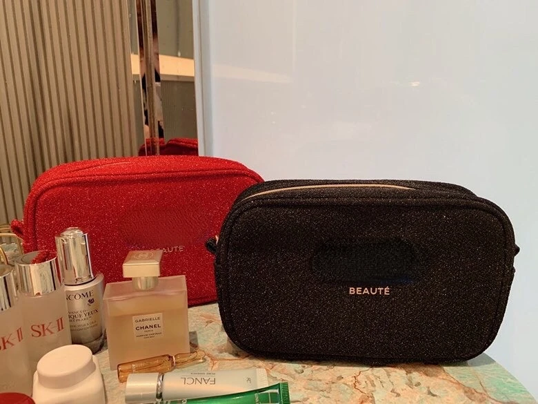 

Christmas limited gold onion makeup bag Storage bag box gift