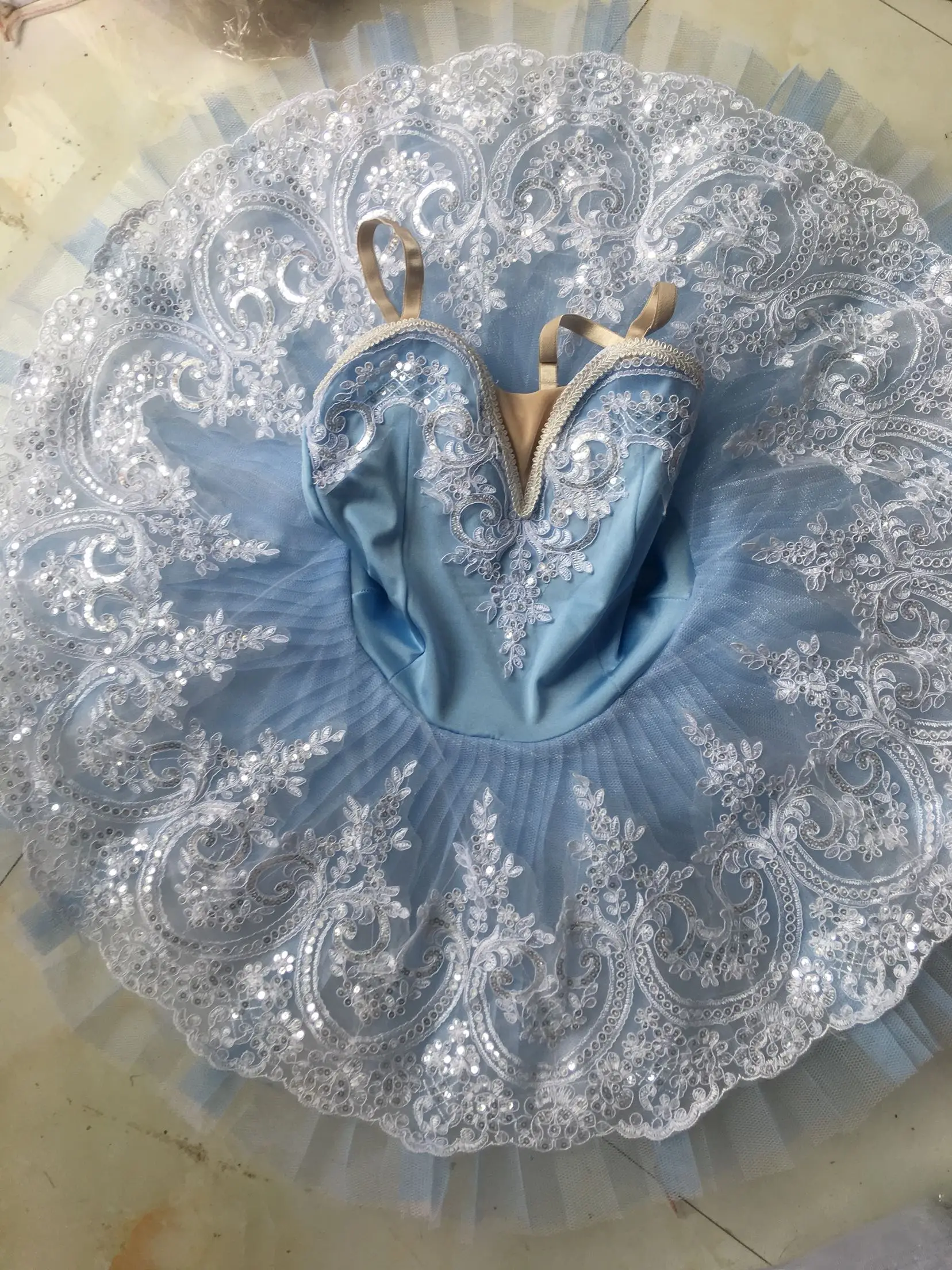 

Adults Child Ballerina Dress Kids Toddler Girl Clothes Swan Stage Wear Halloween Costumes For Women Professional Ballet Tutu
