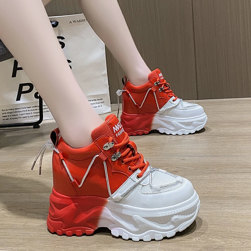 

Женские Блестящие Кроссовки, повседневная обувь на платформе, на шнуровке, на молнии, модные удобные, массивные, белые, черные, красные