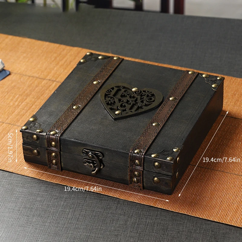 

Деревянная шкатулка для украшений