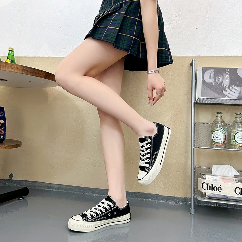 Кроссовки женские повседневные на лето 2024