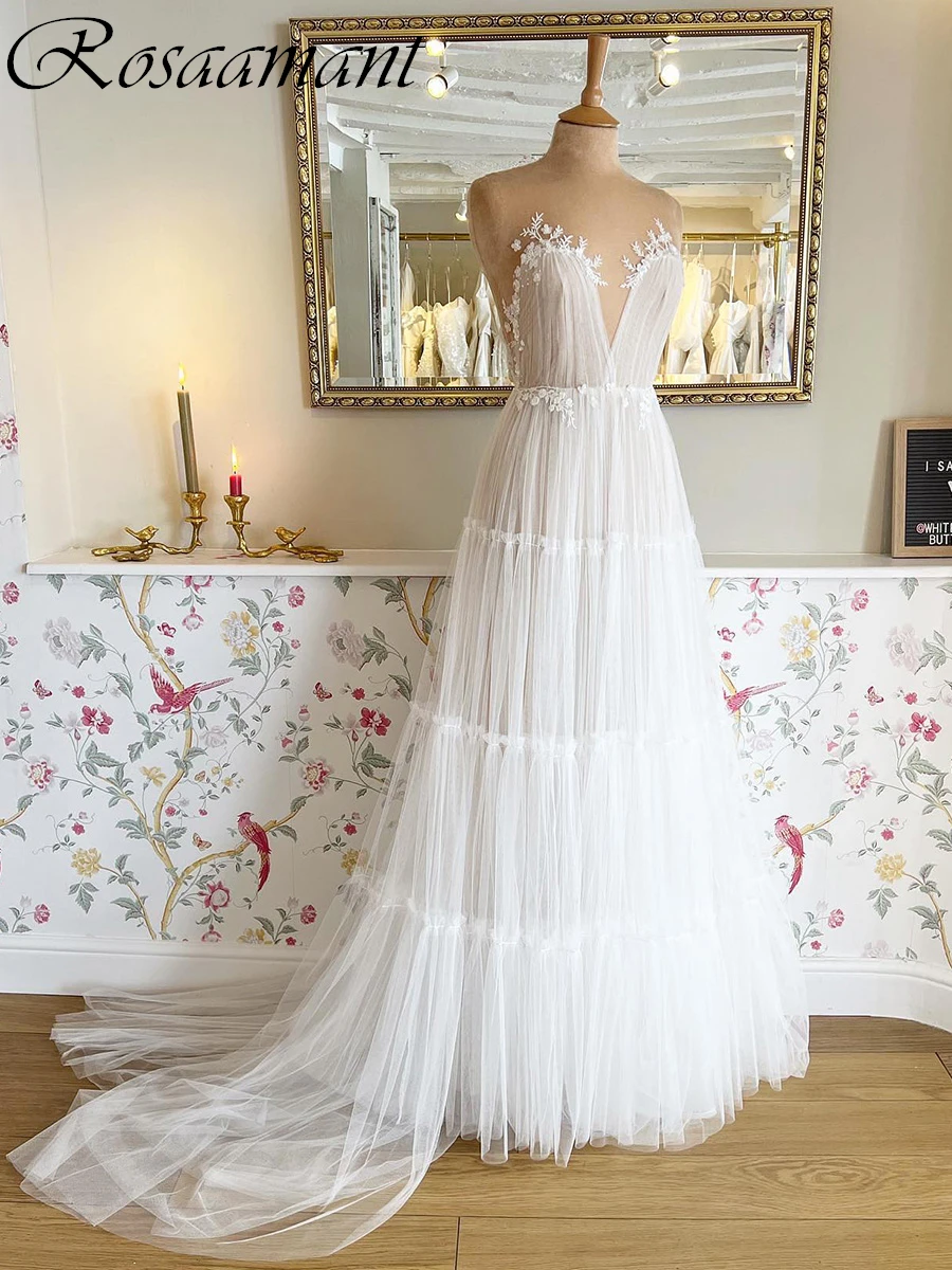

2024 Illusion Sequined Flowers A-Line Wedding Dresses Sleeveless Appliques Lace Tiered Bridal Gowns Robe De Mariée