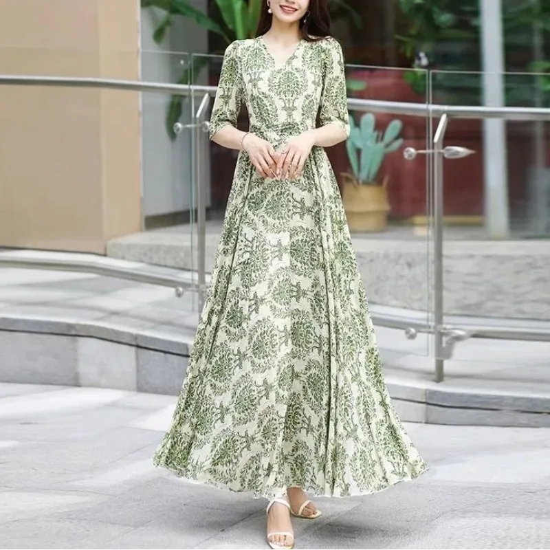 Женский пуловер с V-образным вырезом коротким рукавом и цветочным принтом