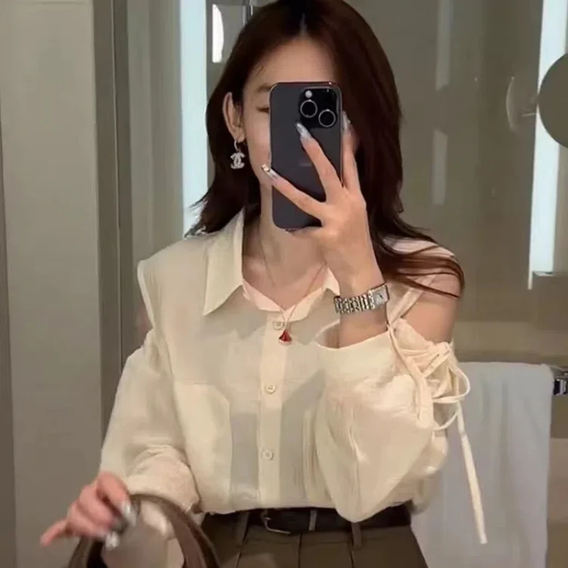 Женская рубашка-поло с длинным рукавом открытыми плечами