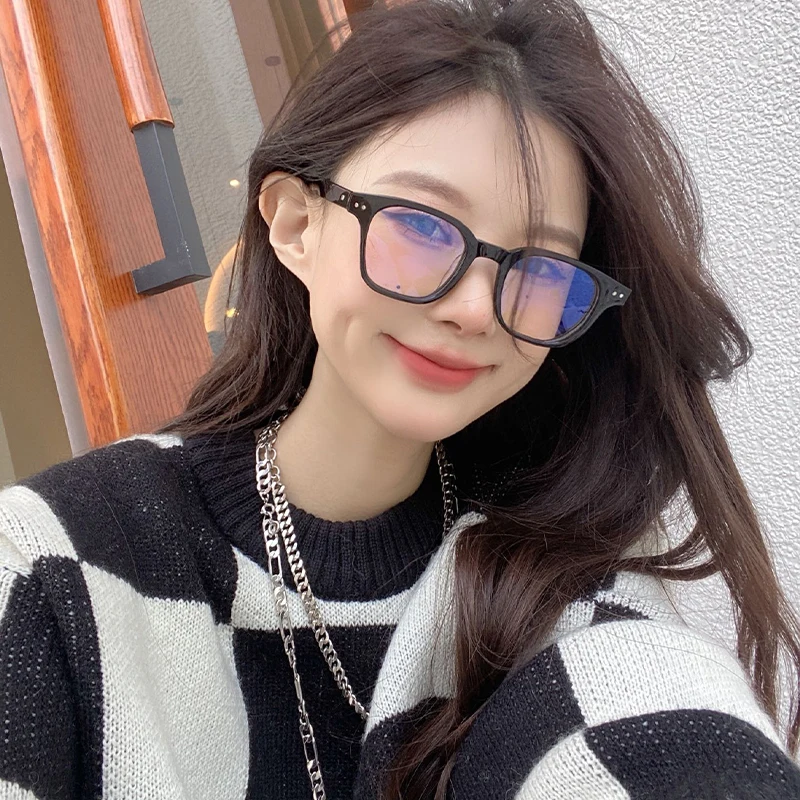 

Yuumi CATO Sunglasses For Women Mens Black Eyewear Cat eye MGlasses Spy Fashion Oversized Luxury Designer Brand
