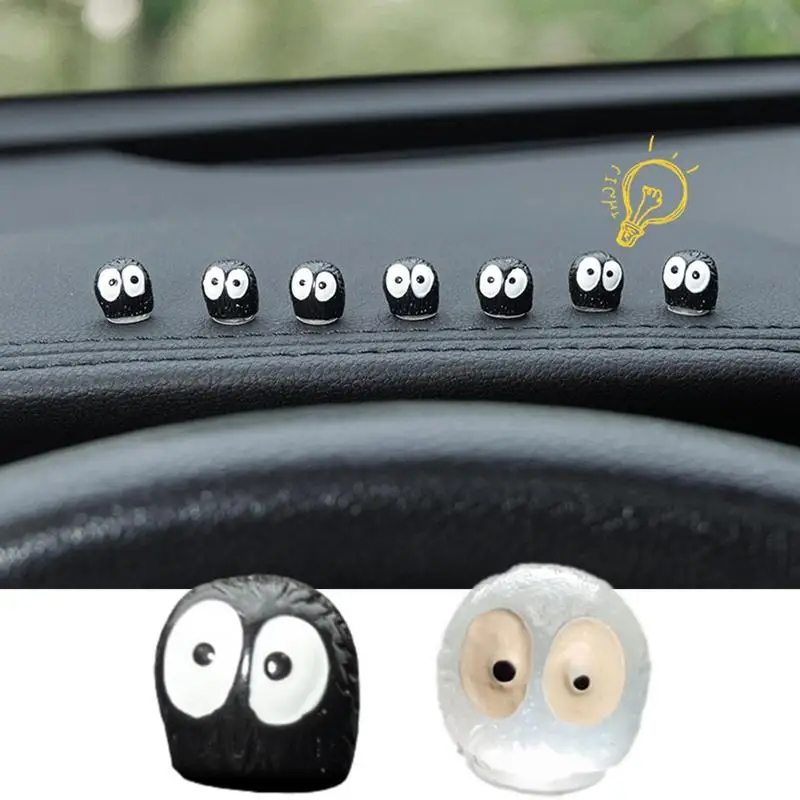 

Luminous BriqMini uettes Elfs Black Balls Coal Briquettes Elves Totoro Miniature Car Dashboard Decoration Resin Mini Crats.