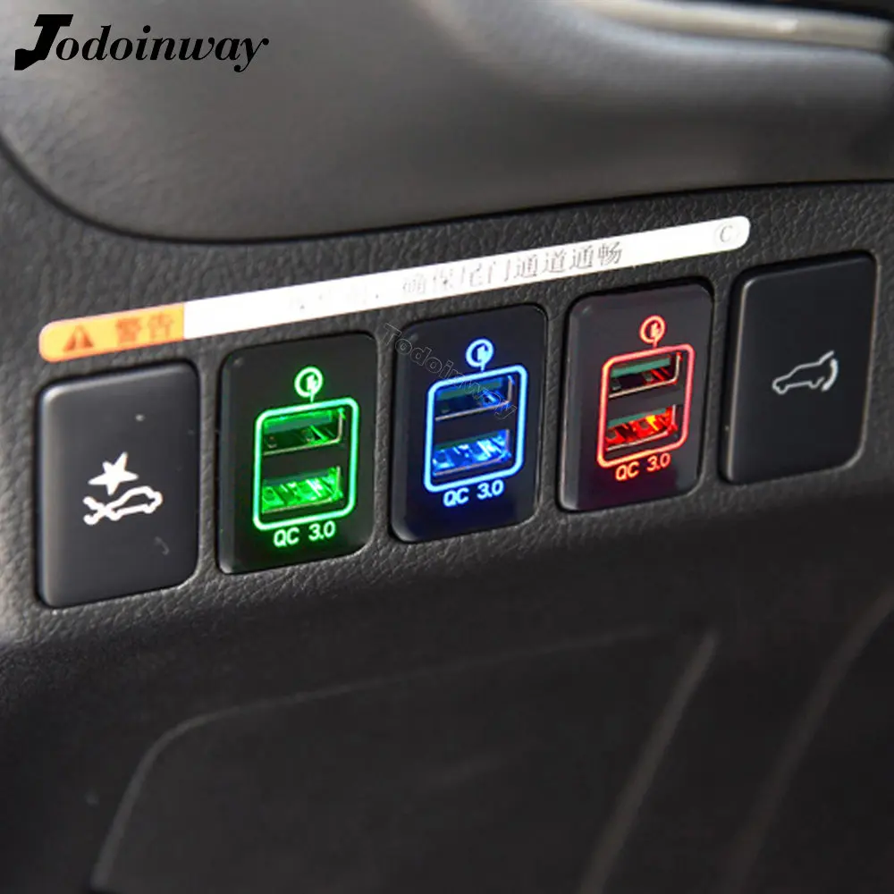 Фото Автомобильное зарядное устройство Quick 3, двойной USB-адаптер для быстрой зарядки телефона для Mitsubishi Outlander 3 2018, Xpander 2018, Eclipse, Cross, ASX №1