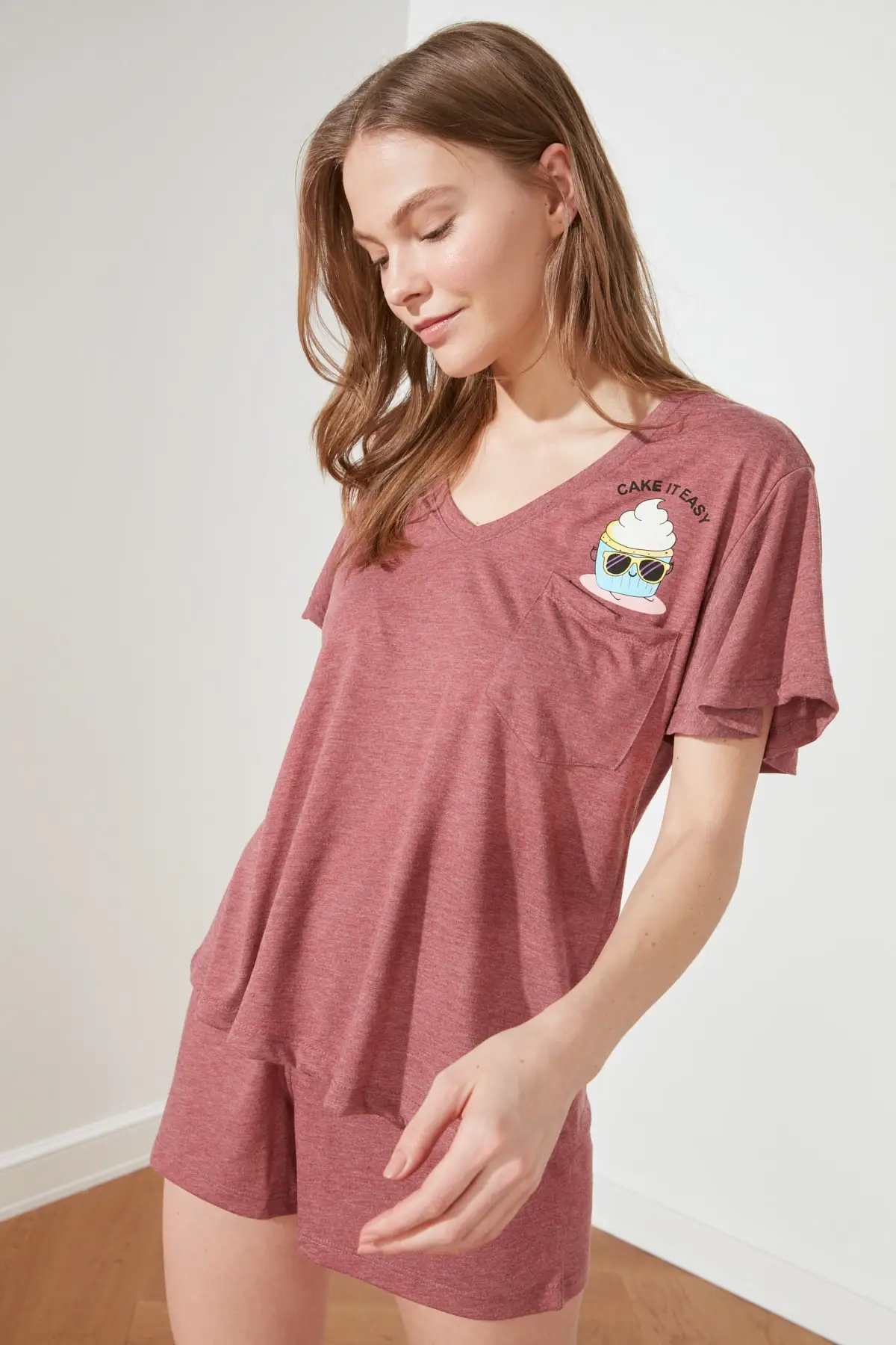 

Trendyol Printed Knitted Pajamas Set THMSS21PT0139