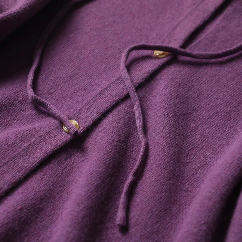 Рисунок 4 - Тонкий шерстяной вязаный кардиган с капюшоном