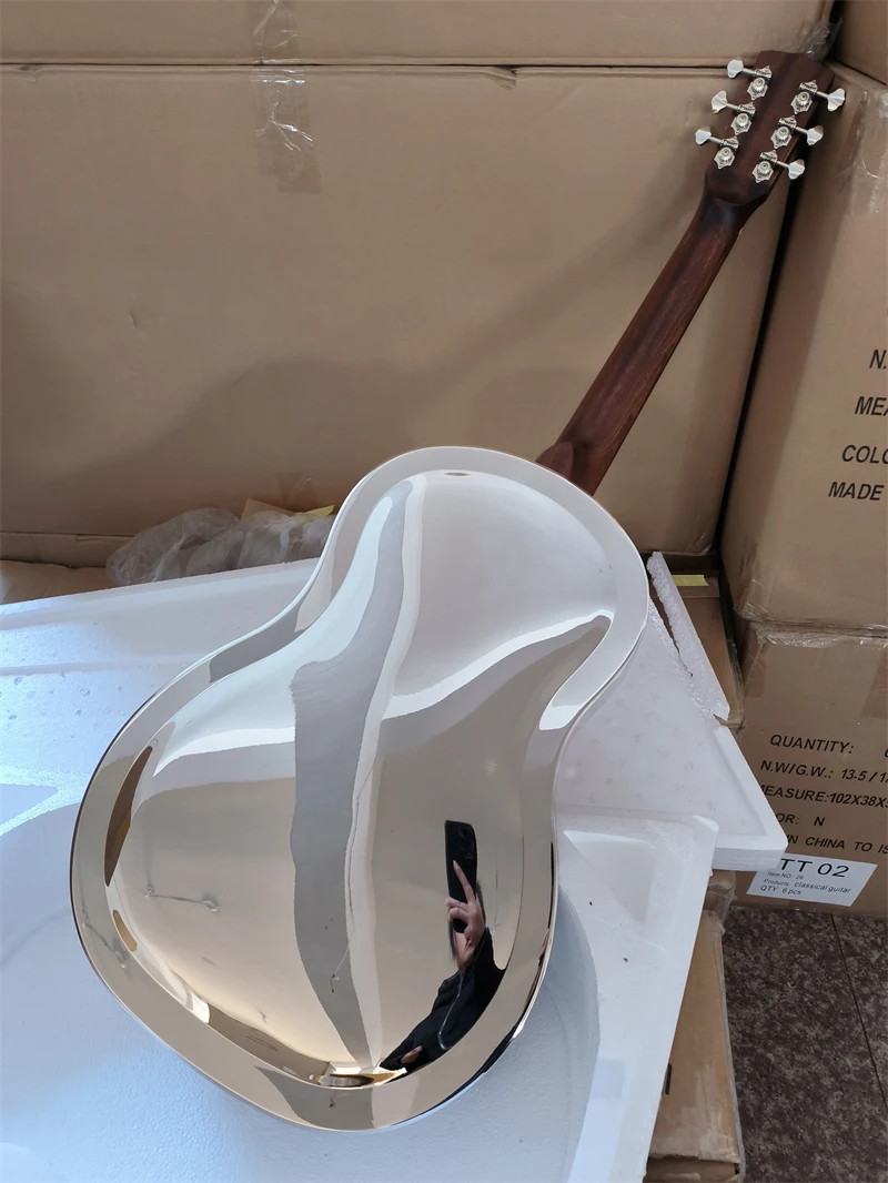 Резонаторная гитара Jonathan 19 серии