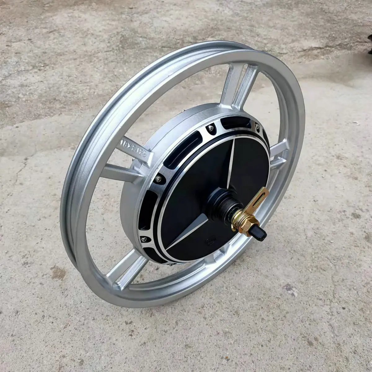 18-дюймовый двигатель BLDC 48V60V72V1000W с колесным дисковым тормозом 6 отверстий