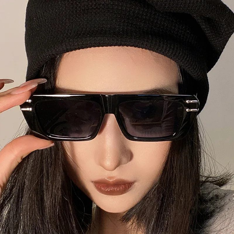 

LeonLion Rectangle Sunglasses Women Luxury Brand Small Square High Quality Eyewear Men/Women Retro Hip Hop Lentes De Sol Mujer