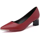 Женские туфли-лодочки из натуральной кожи, с острым носком