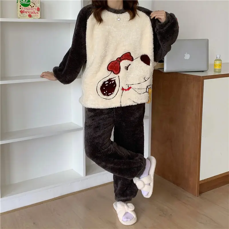 

Новая осенне-зимняя бархатная Пижама, свободная простая модная трендовая Милая фланелевая брикет