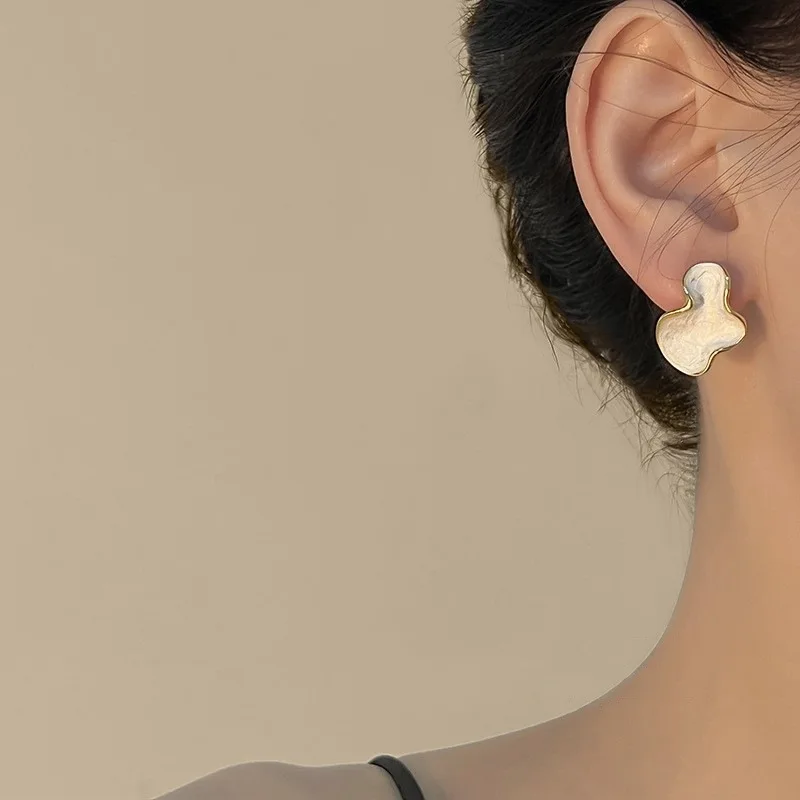 

WEIYUE Hypoallergenic Clouds Ladies Earrings Simple Fashion Accessories Wedding Jewelry Party Gift