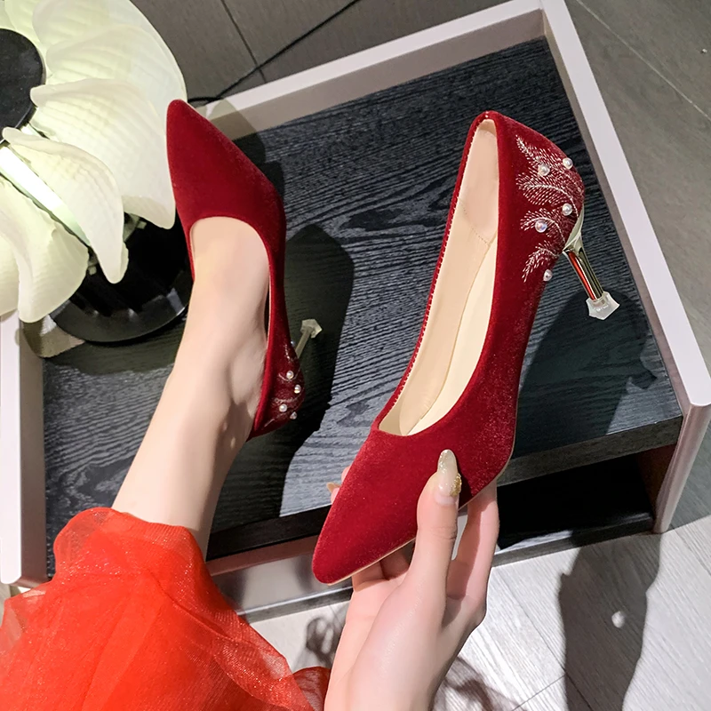 

2023 Spring and Autumn Fashion Butterfly Trendy Bow Knot Slip-on Slip-On Toe Deep Mouth Fine Heel Super Fairy Bridal Shoes