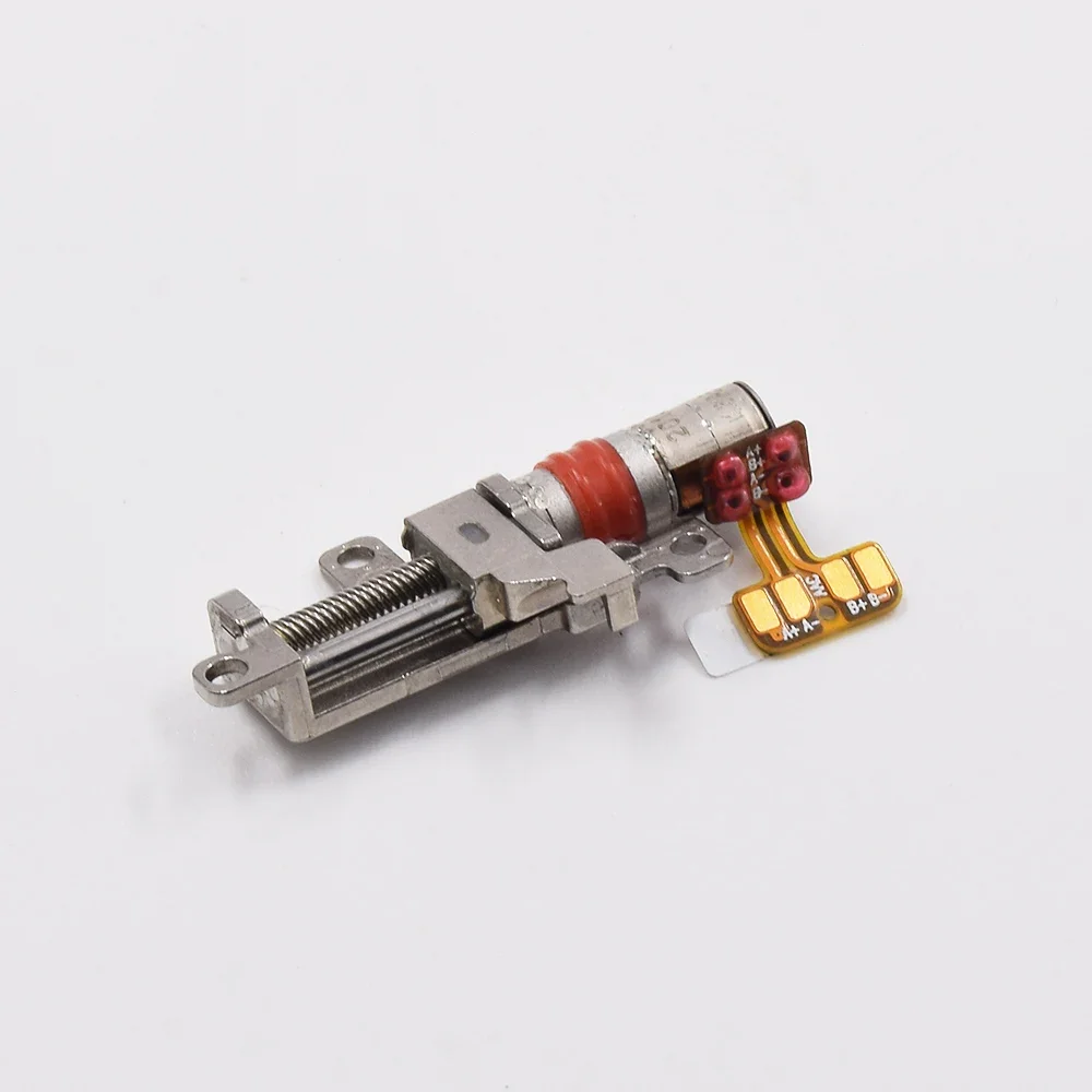 

Микро шаговый двигатель Nidec 5 мм