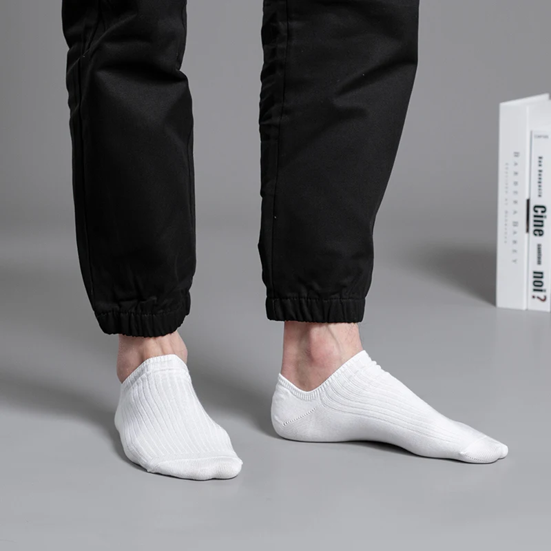 5 pairs of leisure boat shaped men's socks silicone breathable invisible cotton socks ankle slippers socks in spring and summer