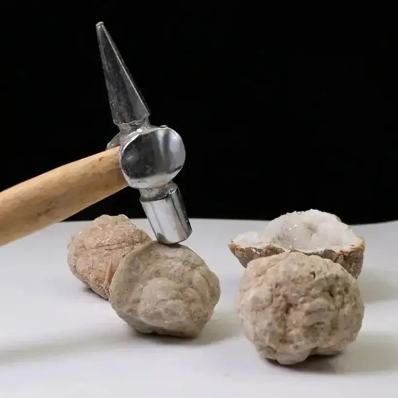 

Натуральные агатовые геоды 20-200 г